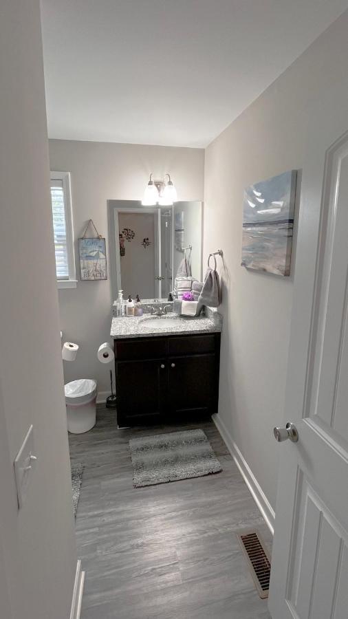 Great Little Guest Suite With Private Entry & Deck! Pet Friendly & 30 Mins To Nashville! Ashland City Ngoại thất bức ảnh