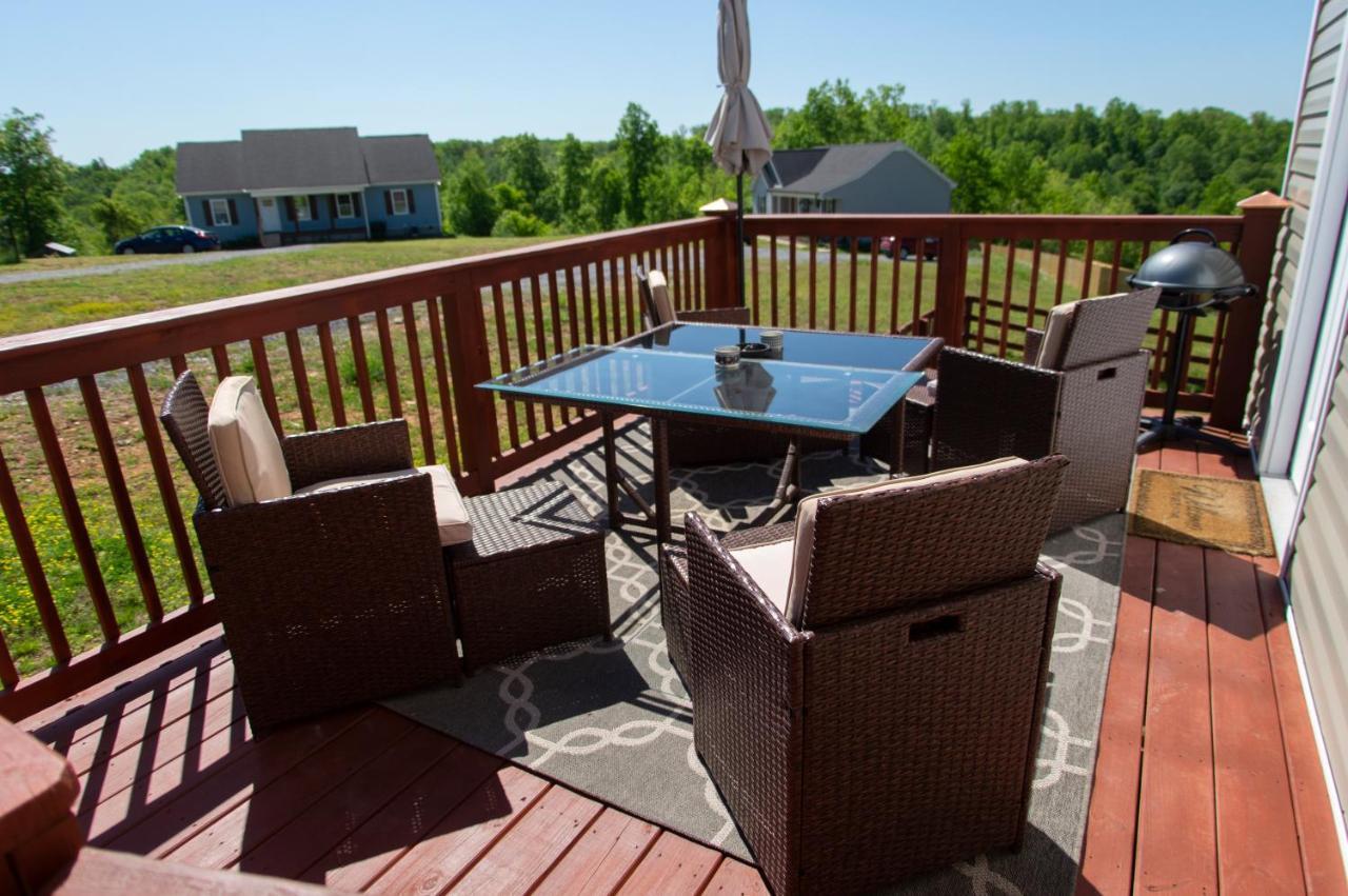Great Little Guest Suite With Private Entry & Deck! Pet Friendly & 30 Mins To Nashville! Ashland City Ngoại thất bức ảnh